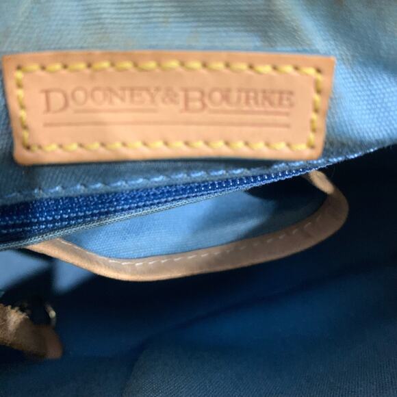 DOONEY AND BOURKE Vintage Black Signature Coated Canvas Bucket Hobo - Picture 6 of 16